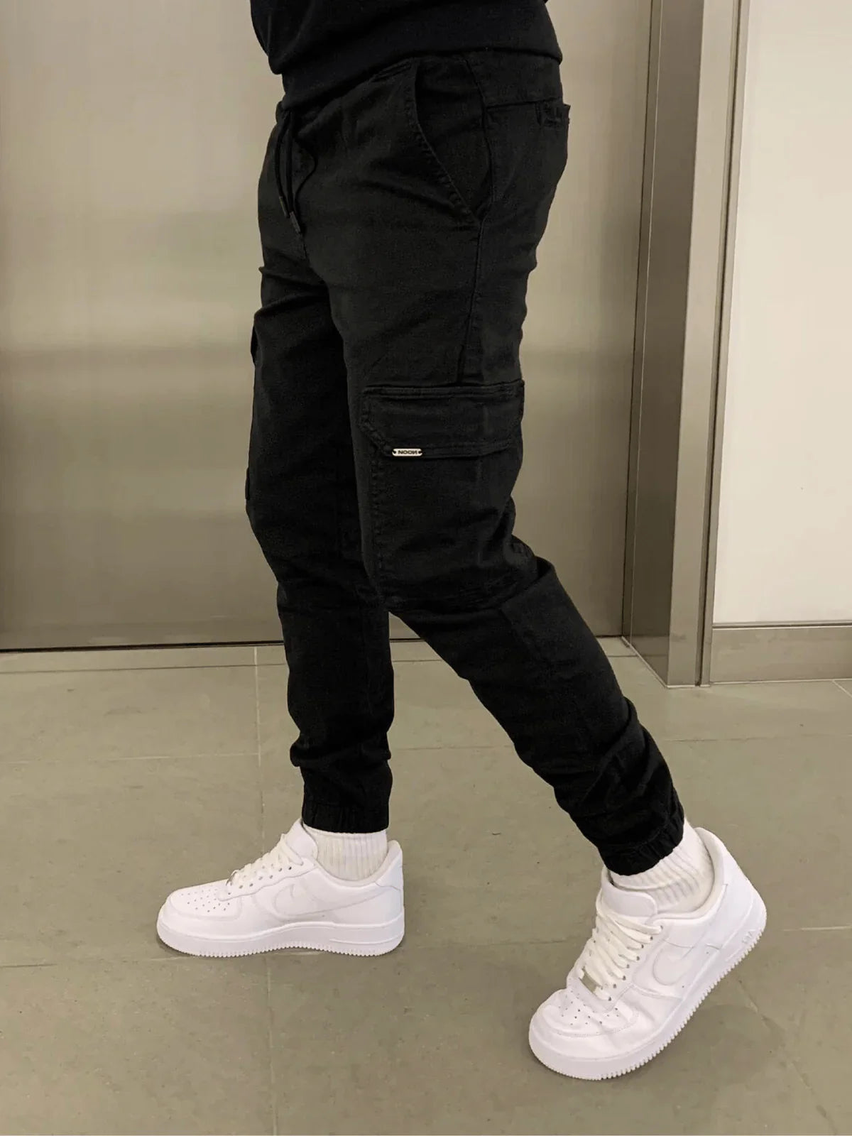 Maurizio - Jogger cargo con estilo y funcionalidad